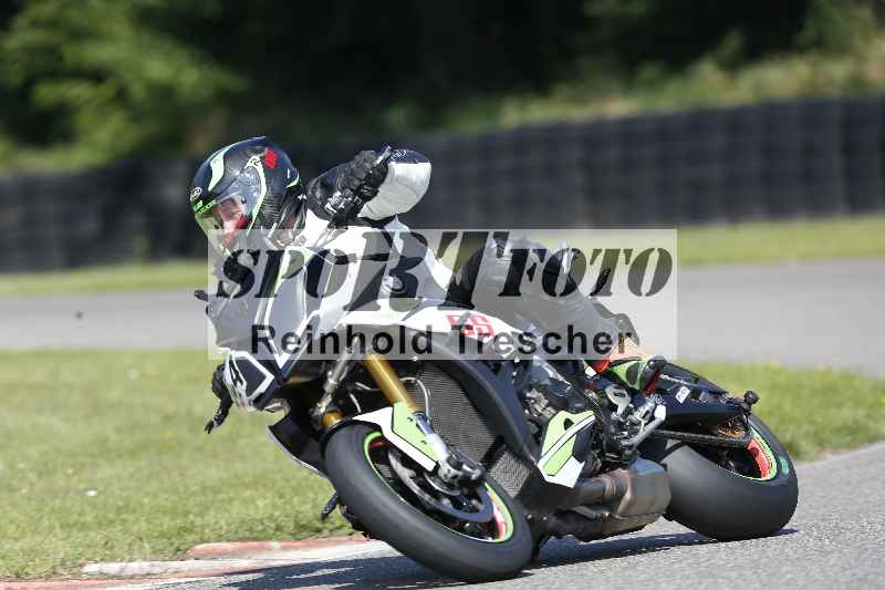 /44 09.08.2025 Plüss Moto Sport ADR/Freies Fahren/524